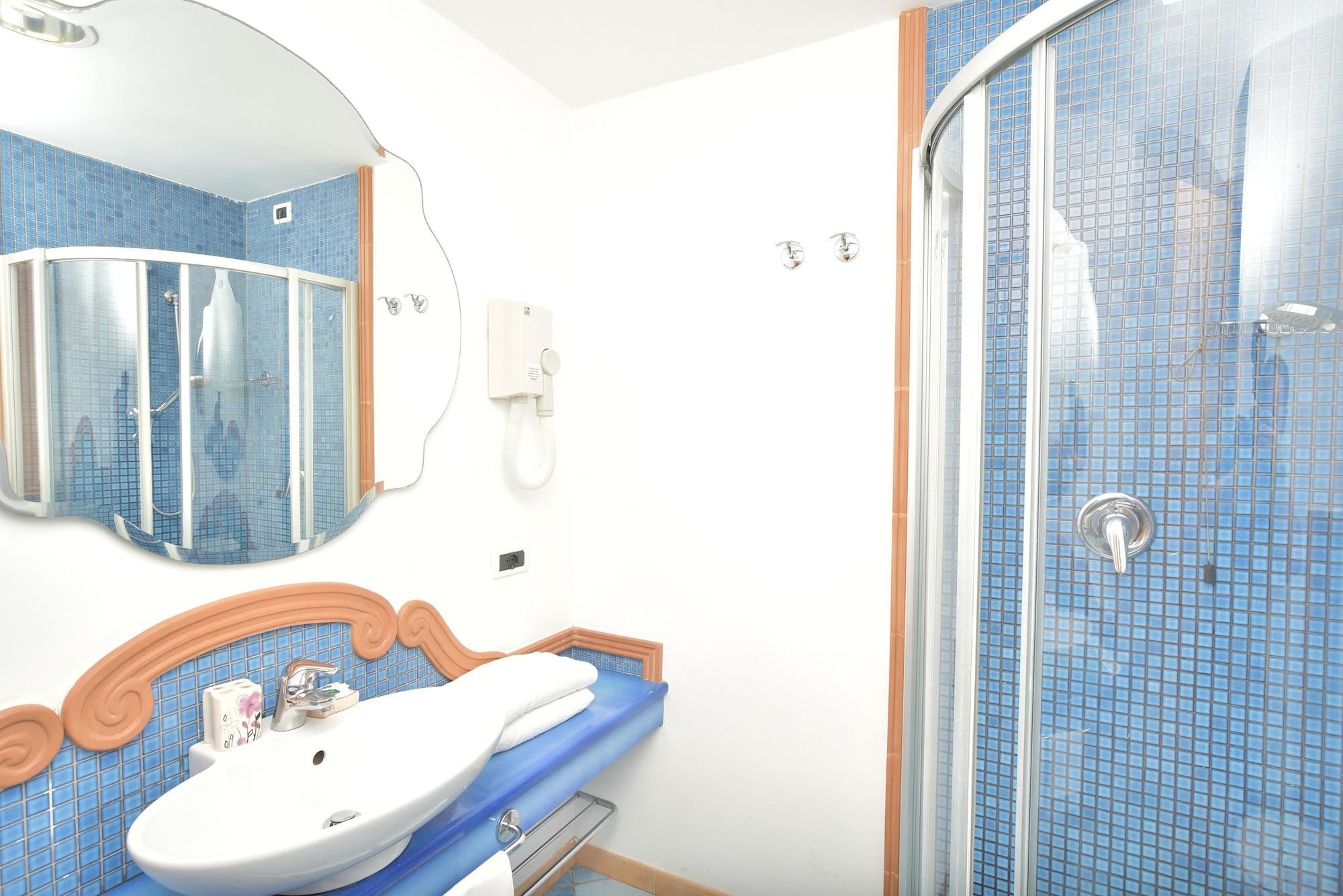 Italia - Beach Hotel Casamicciola Terme