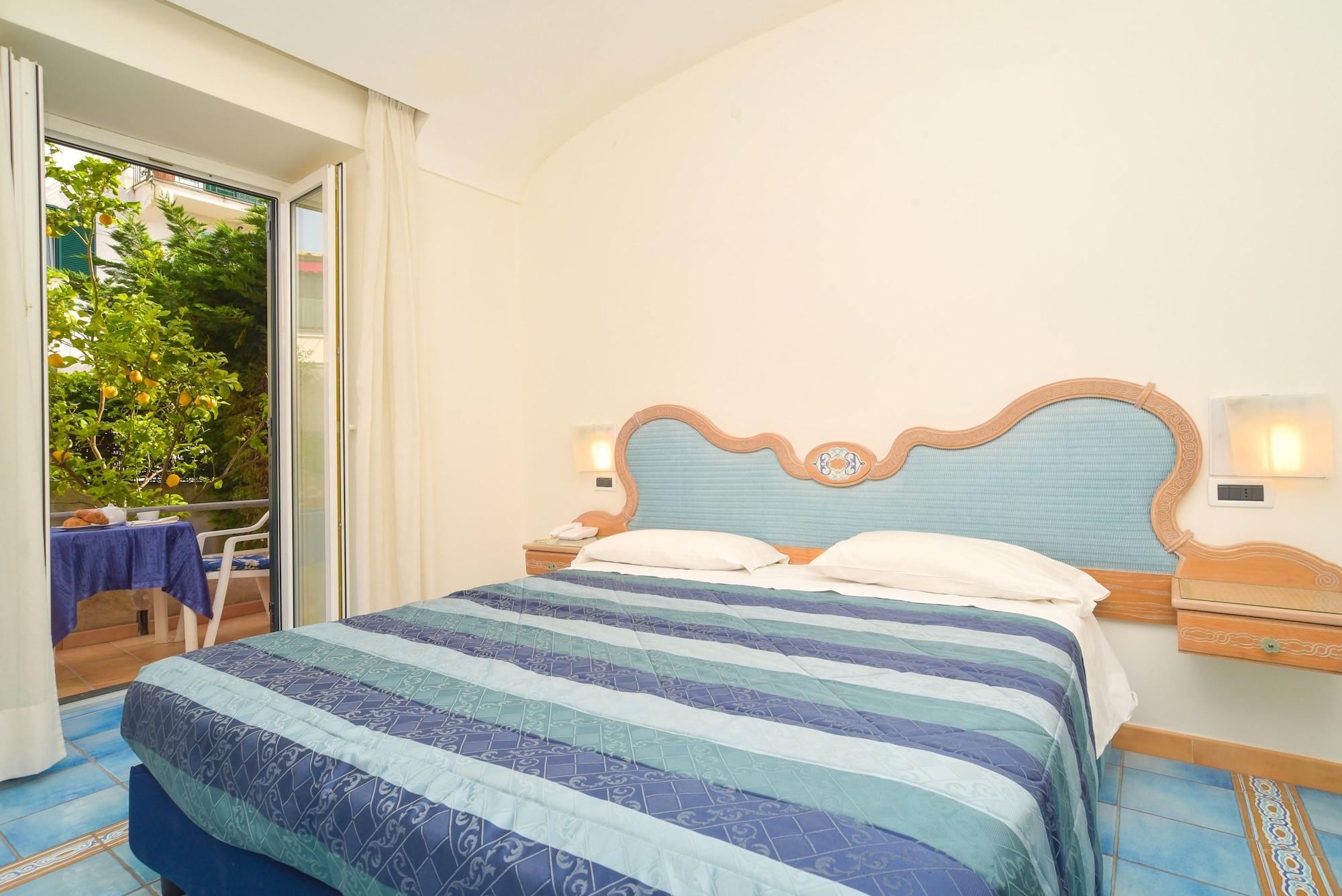Hotel Italia - Beach