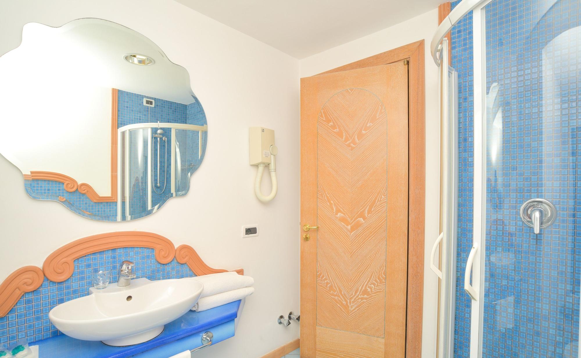 Italia - Beach Hotel 4*